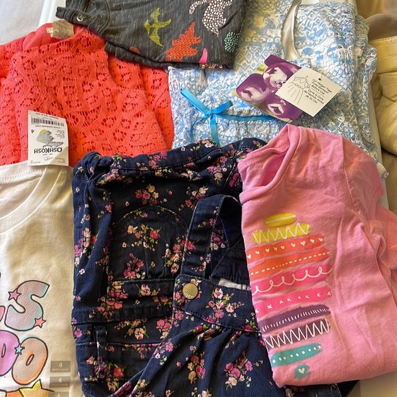 Girls 4T clothing mystery box 📦 - Picture 4 of 7